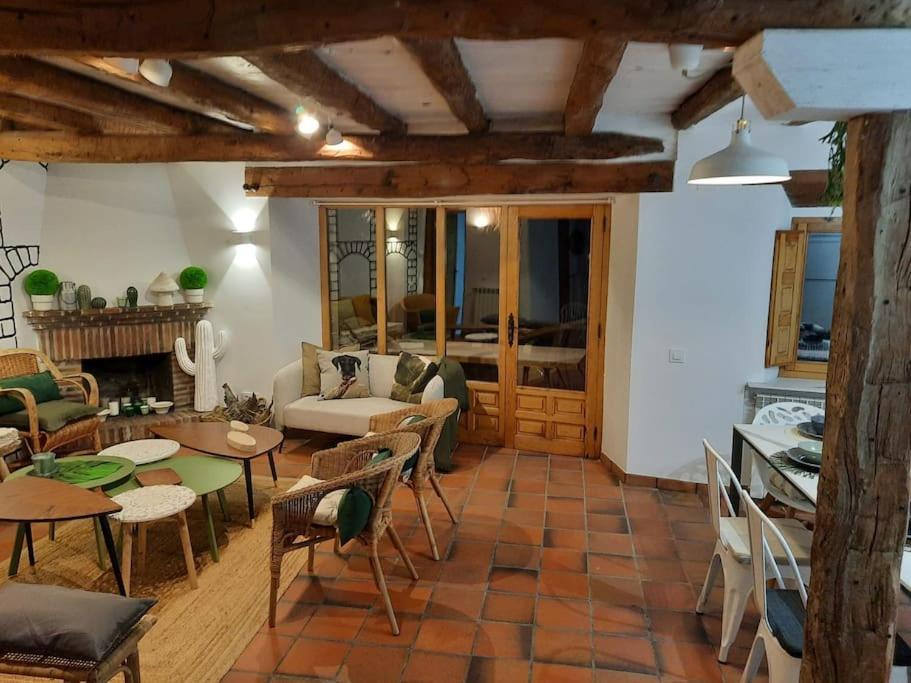 Casa Florentino Casa Centenaria Torre Val De San Pedro 외부 사진